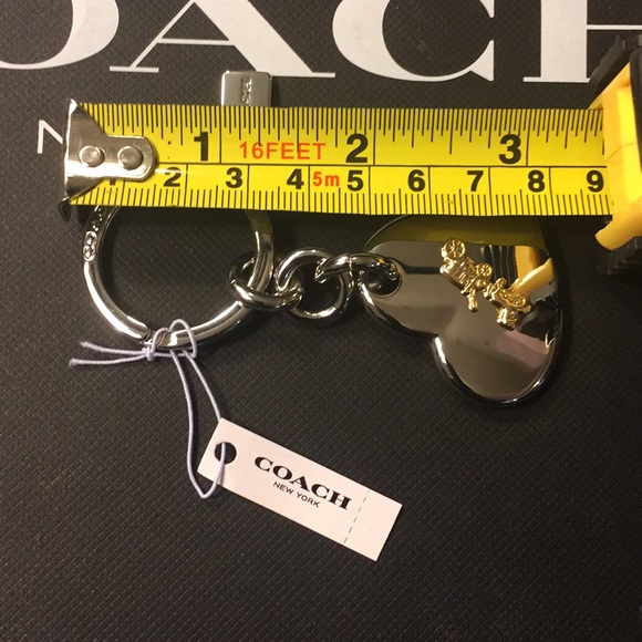 COACH - HORSE & CARRIAGE HEART BAG CHARM (NWT) - Picture 12 of 14